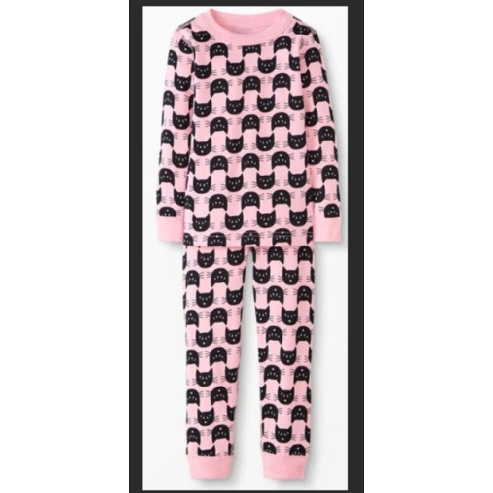 Hanna Andersson Cat Print Long Sleeve Pjs in BLACK/PINK (8)